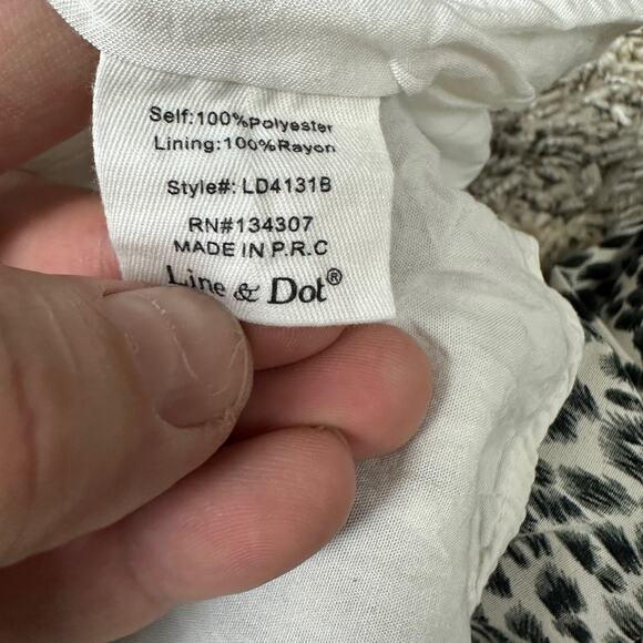 Line & Dot Holly Leopard Long Sleeve Mini Swing Dress Open Back XS Extra Small - Picture 11 of 13